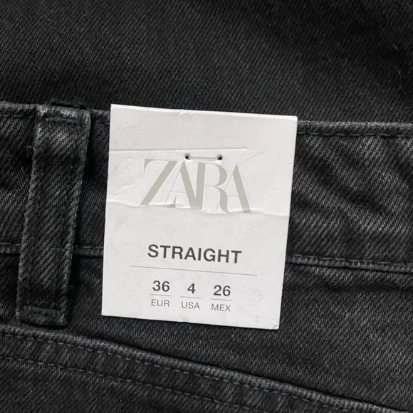NWT Zara Black Dark Wash Cropped Jeans - Picture 4 of 4